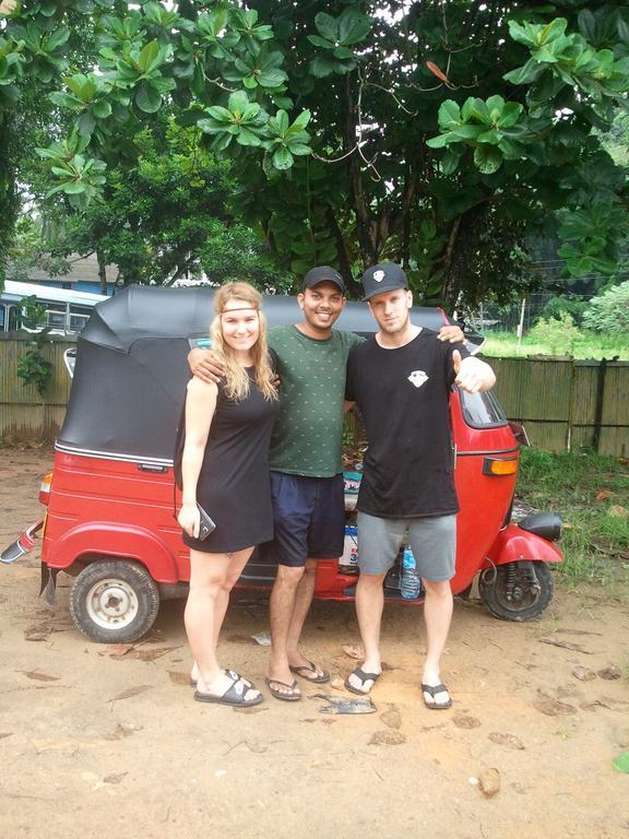 Jungle Village Homestay Pinnawala  Kültér fotó